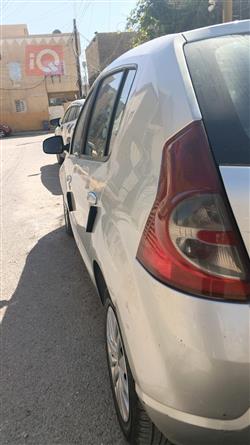 رينو ساندرو